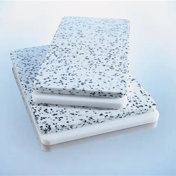 Planche à découper blanche et marbrée