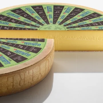 Fromage de montagne "Gruyère Suisse vieux" 10 mois AOP